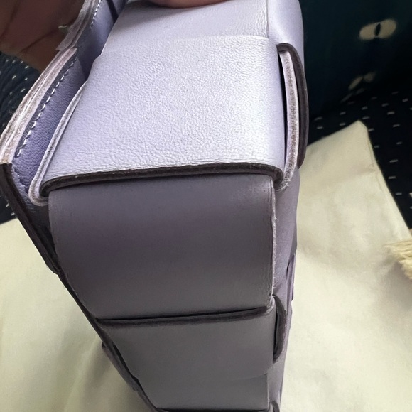 AUTH Bottega Veneta *classic size* cassette great condition - Picture 8 of 11